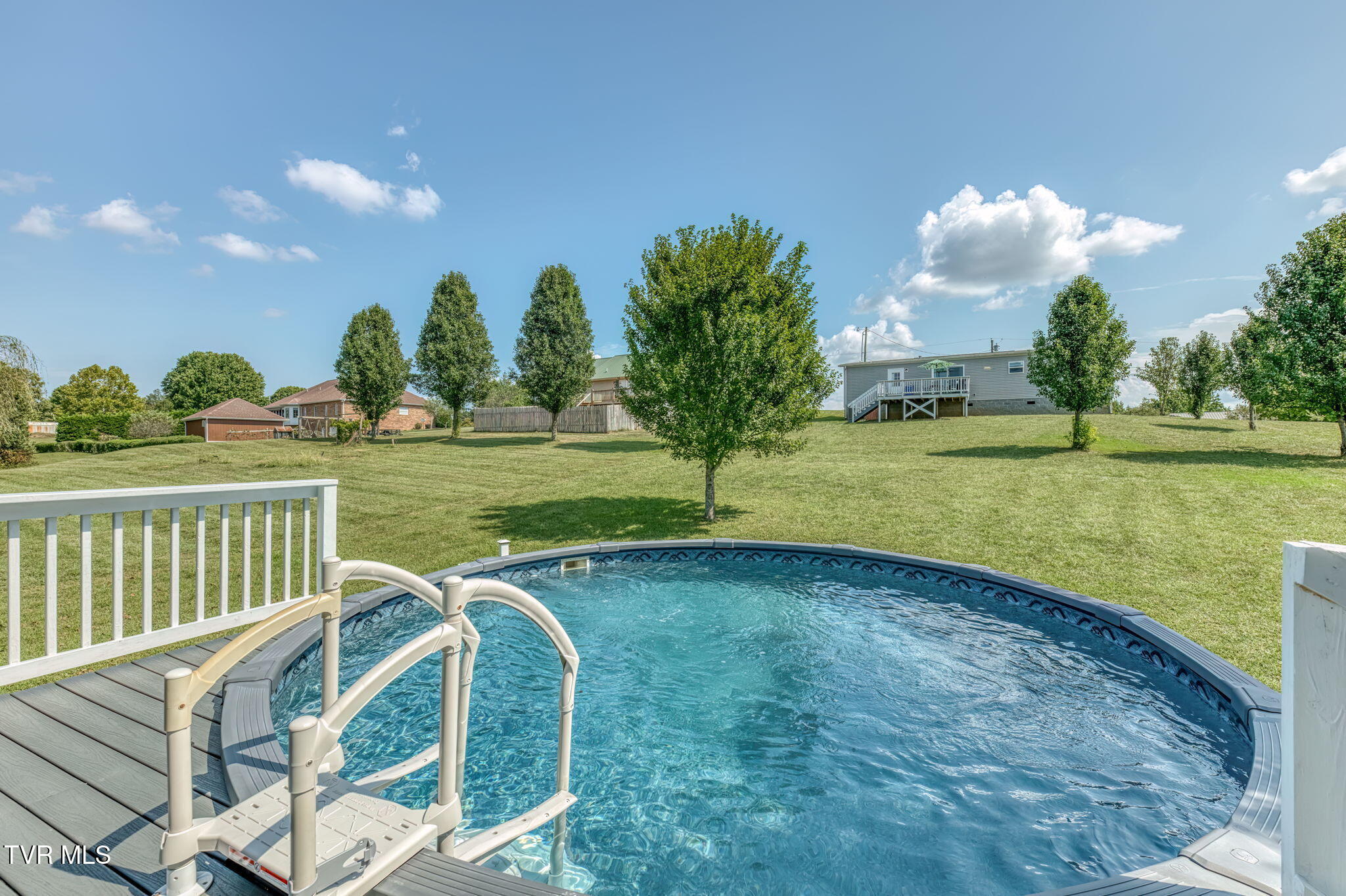 109 Lakeview Lane