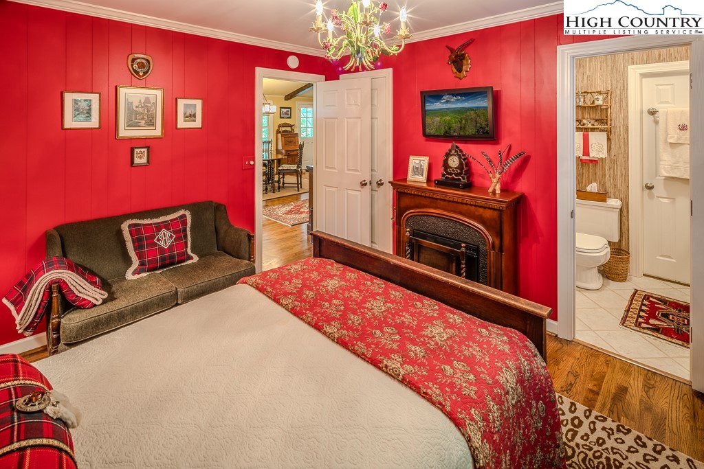 128 Red Rhododendron Road
