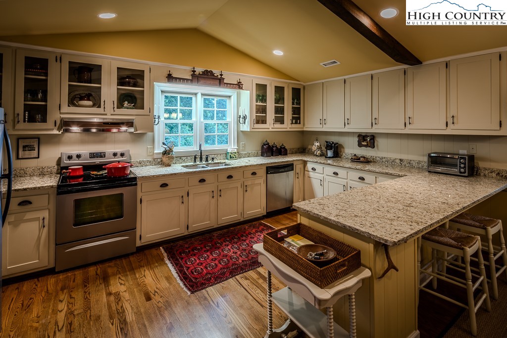 128 Red Rhododendron Road
