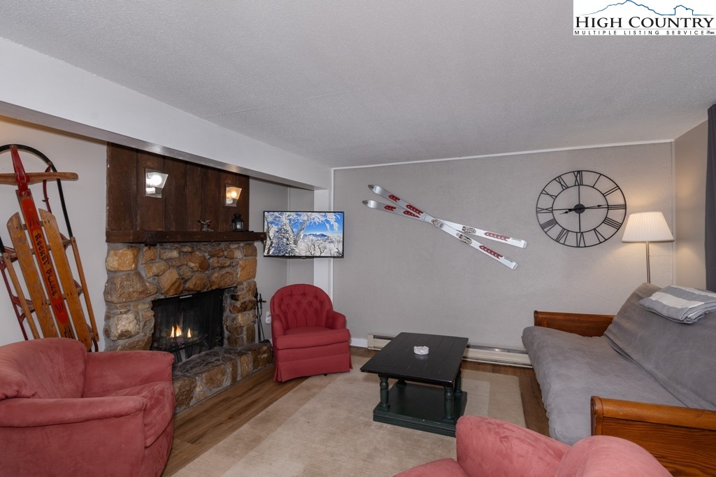 165 Briarcliff Road J42