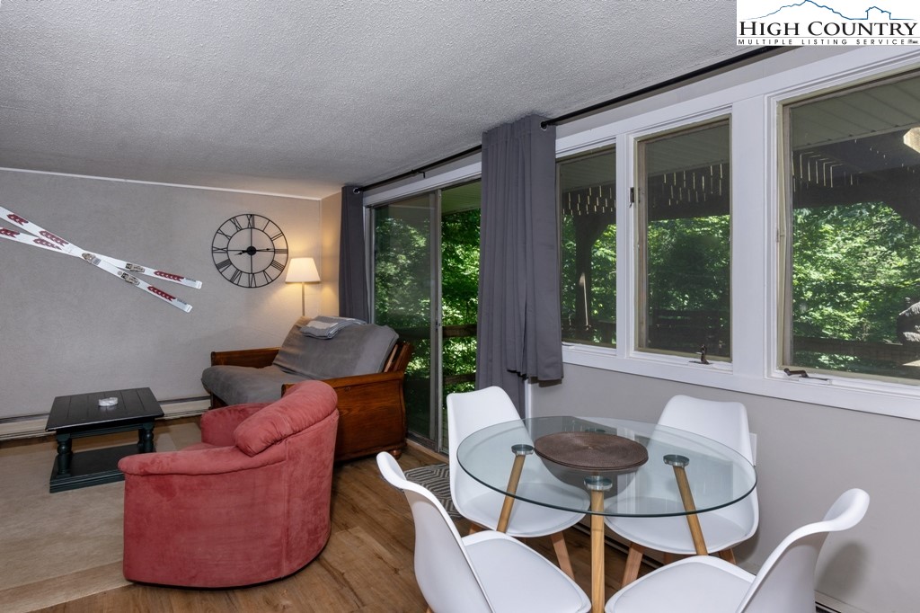 165 Briarcliff Road J42