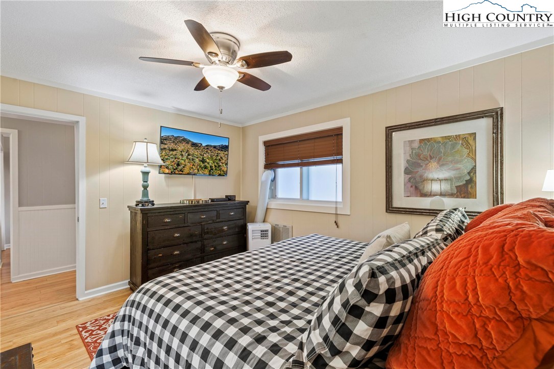 301 Pinnacle Inn Road 3209