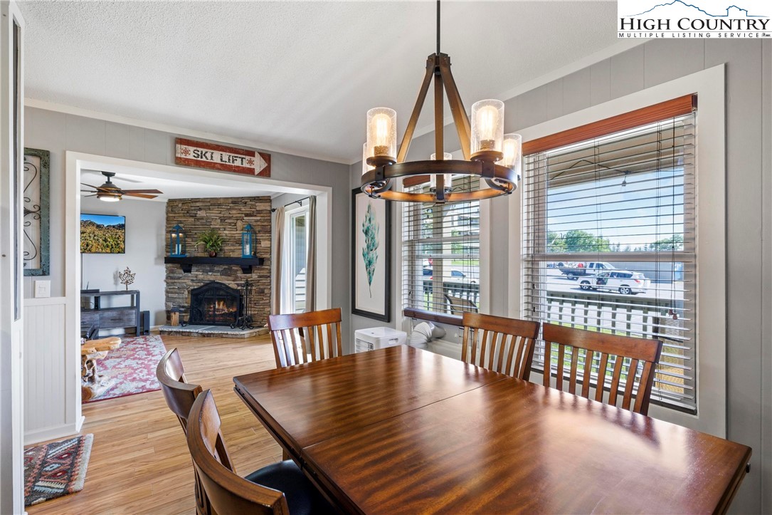 301 Pinnacle Inn Road 3209