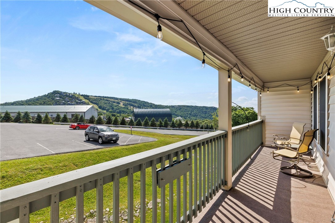301 Pinnacle Inn Road 3209