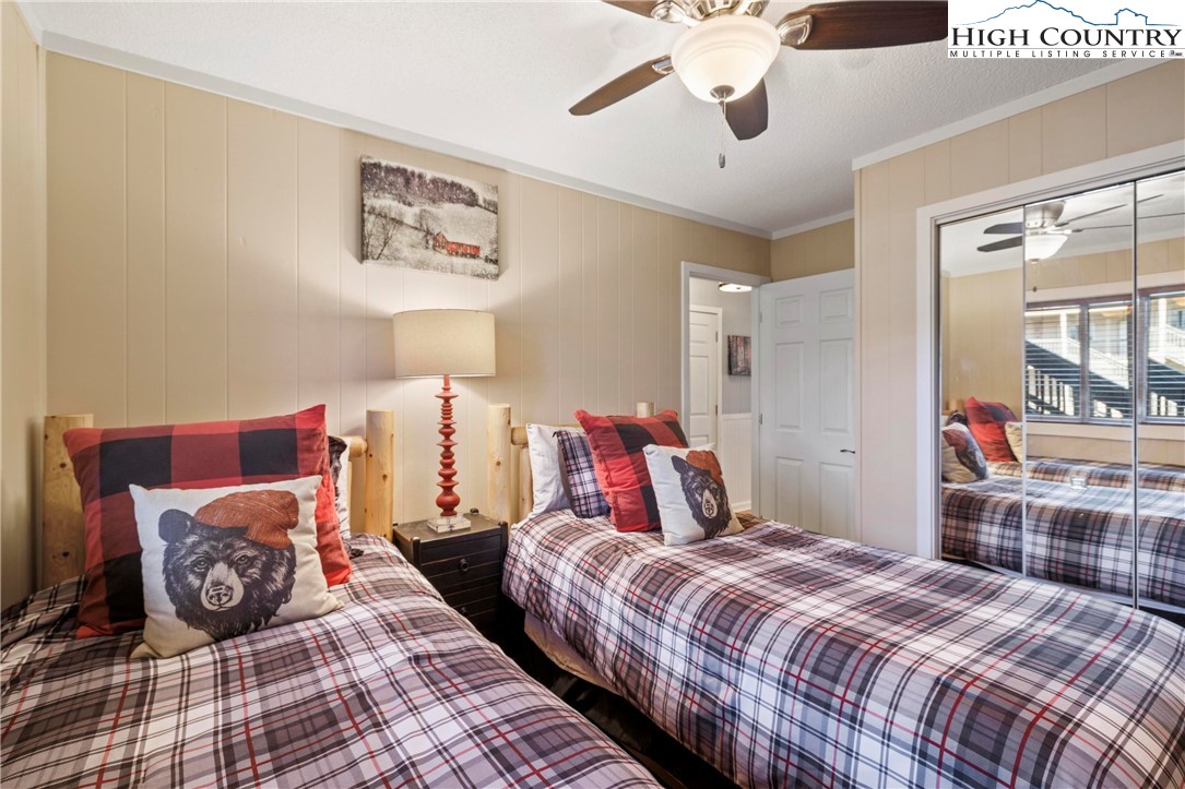 301 Pinnacle Inn Road 3209