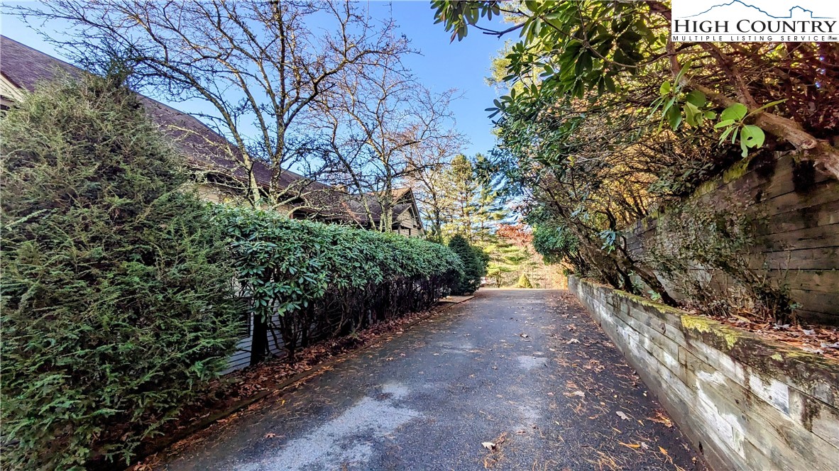 234 Stringfellow Lane 4