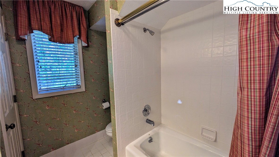 234 Stringfellow Lane 4