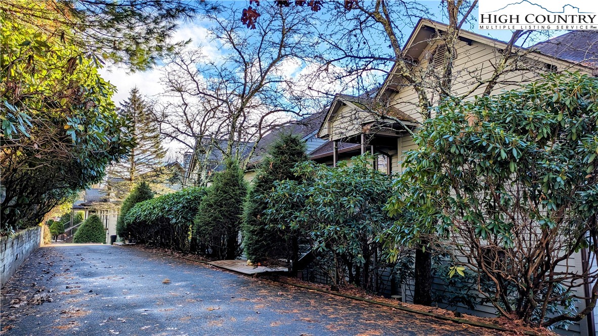 234 Stringfellow Lane 4