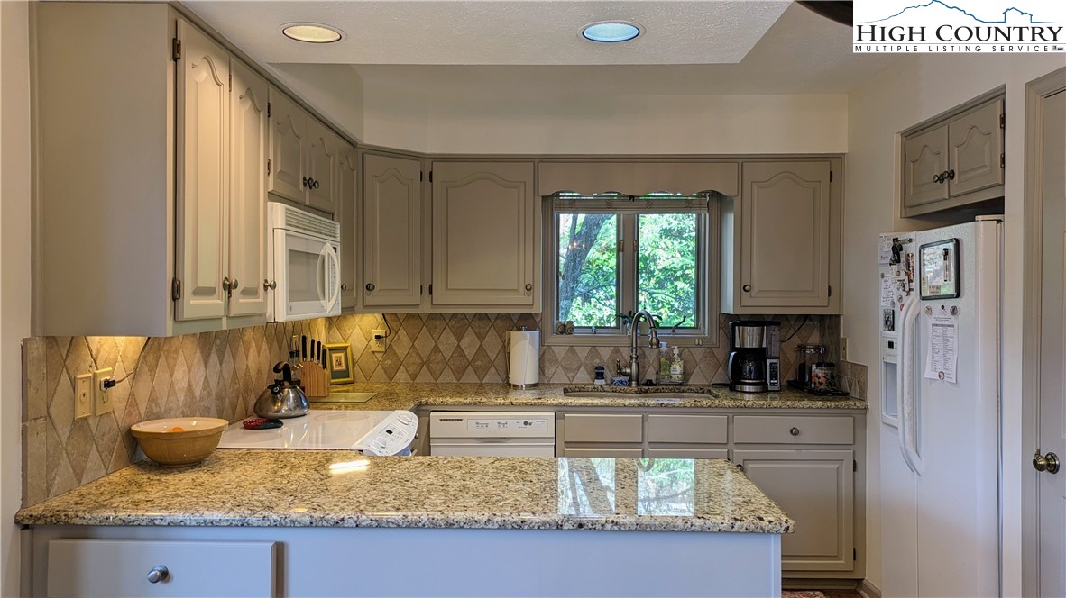 234 Stringfellow Lane 4