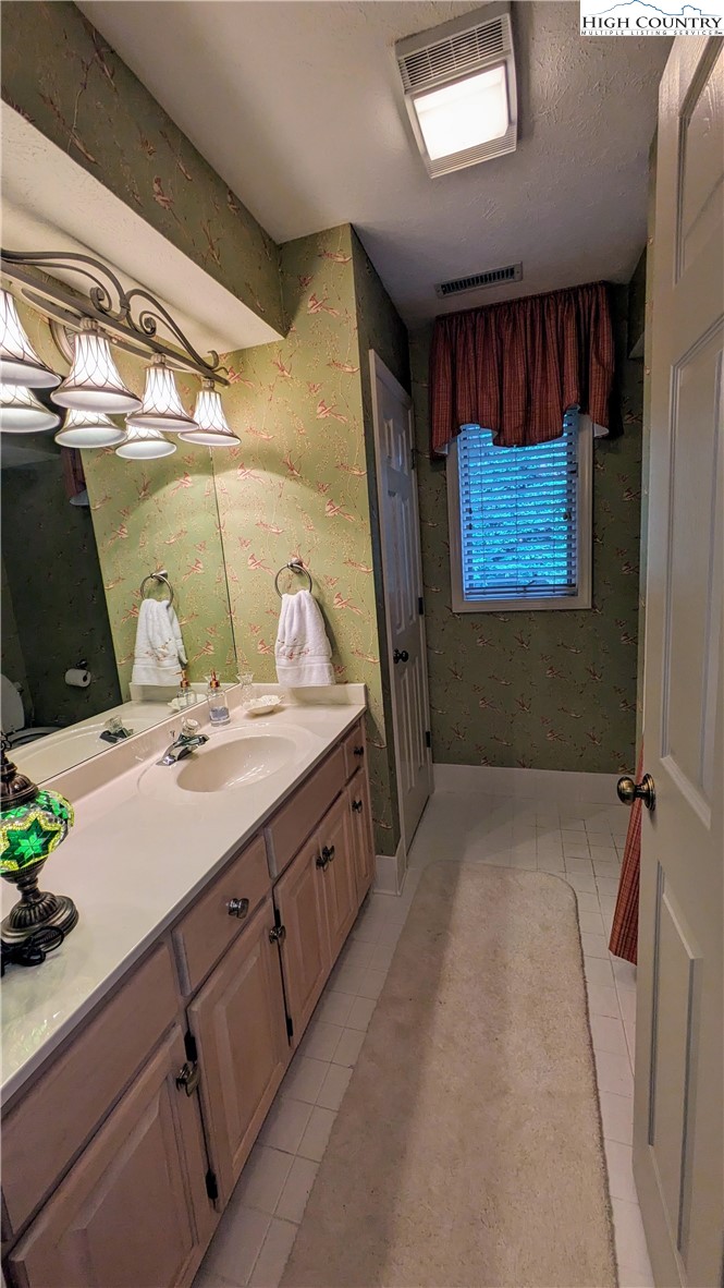 234 Stringfellow Lane 4