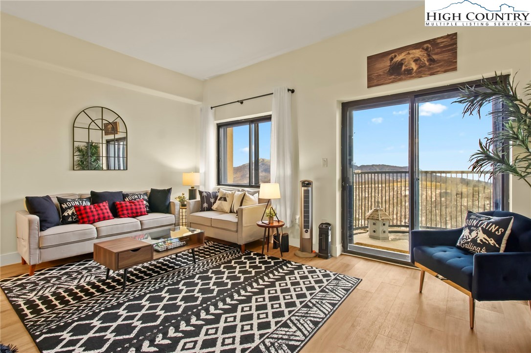 303 Sugar Top Drive 2208