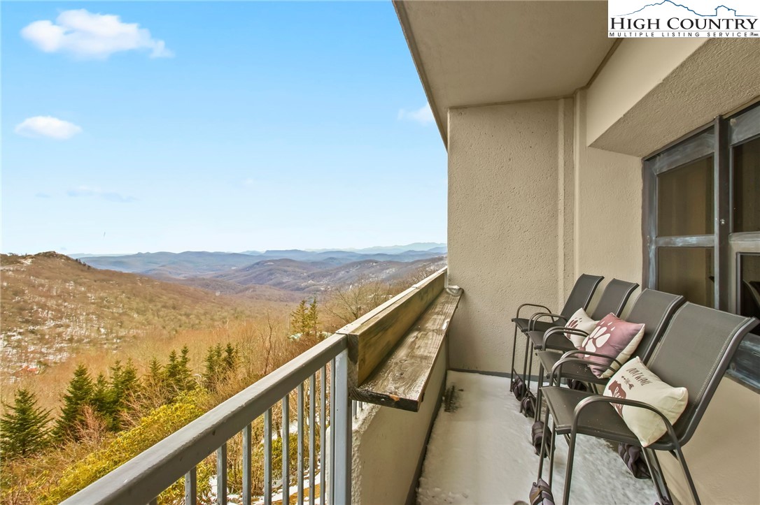 303 Sugar Top Drive 2208