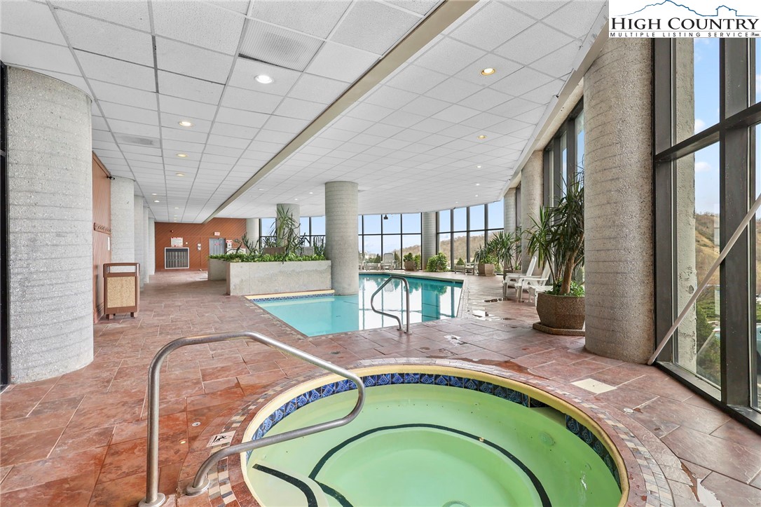 303 Sugar Top Drive 2208