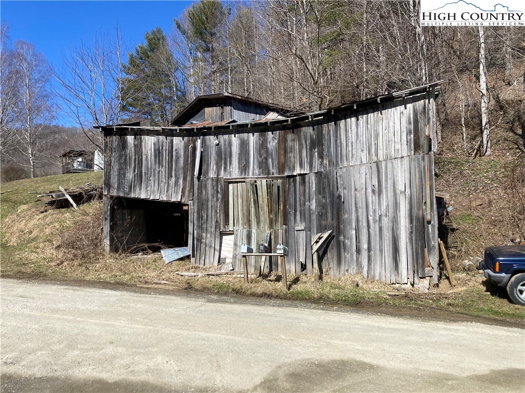 997 Isaacs Branch Road