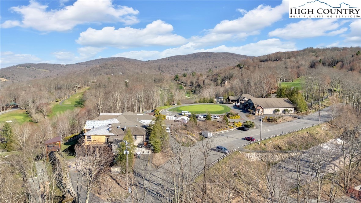123 Clubhouse Road
