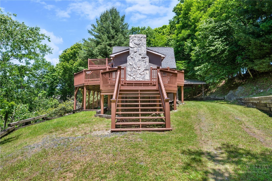 310 Locust Point Drive