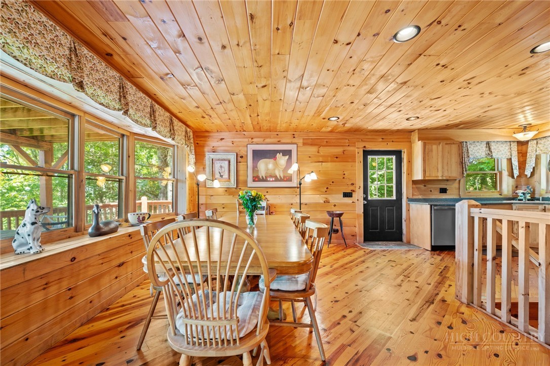 310 Locust Point Drive