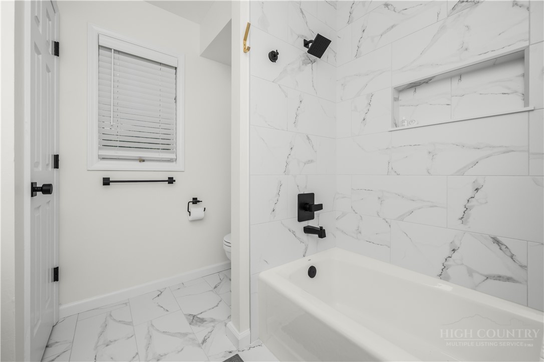234 STRINGFELLOW Lane 4