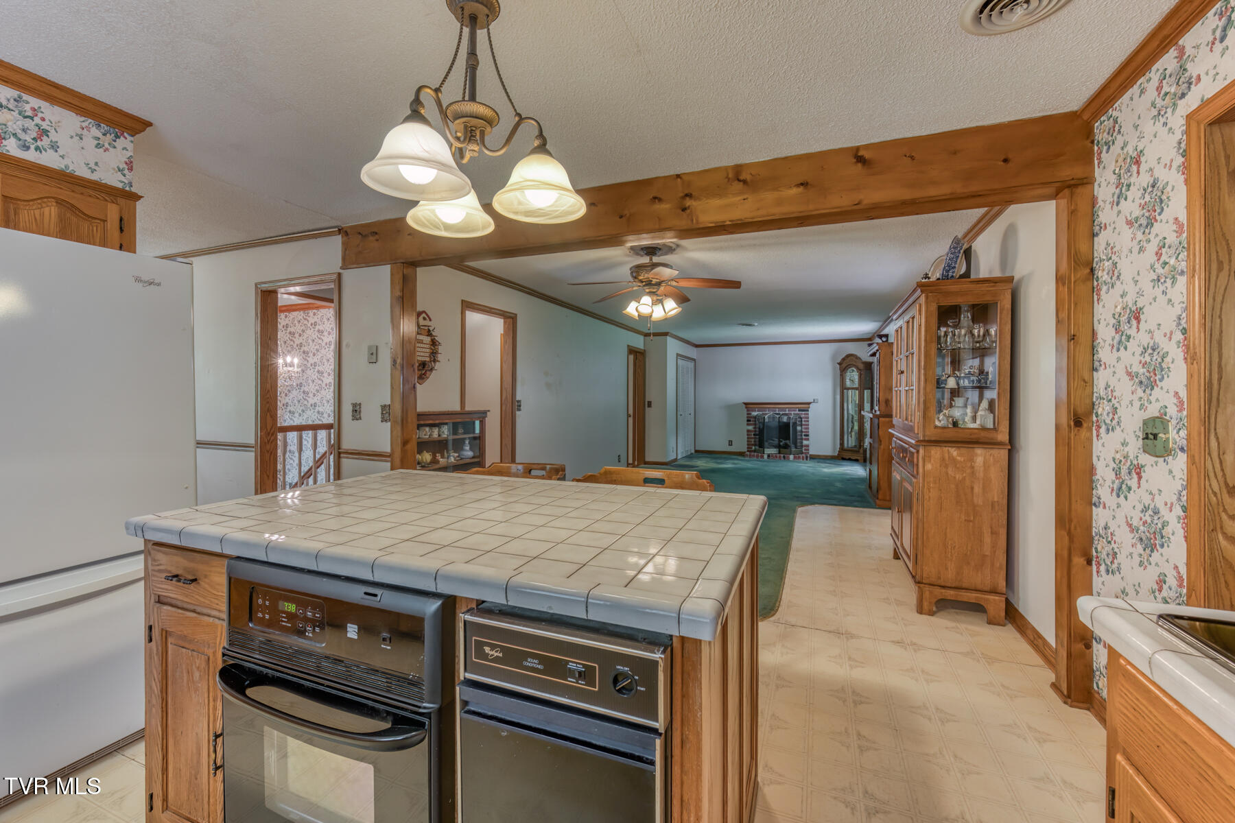390 East Hillcrest Drive