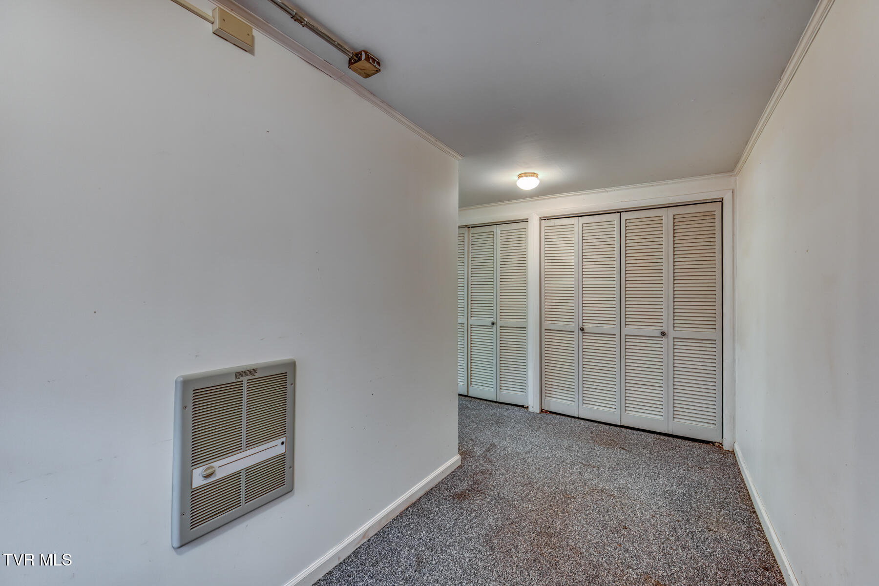 390 East Hillcrest Drive