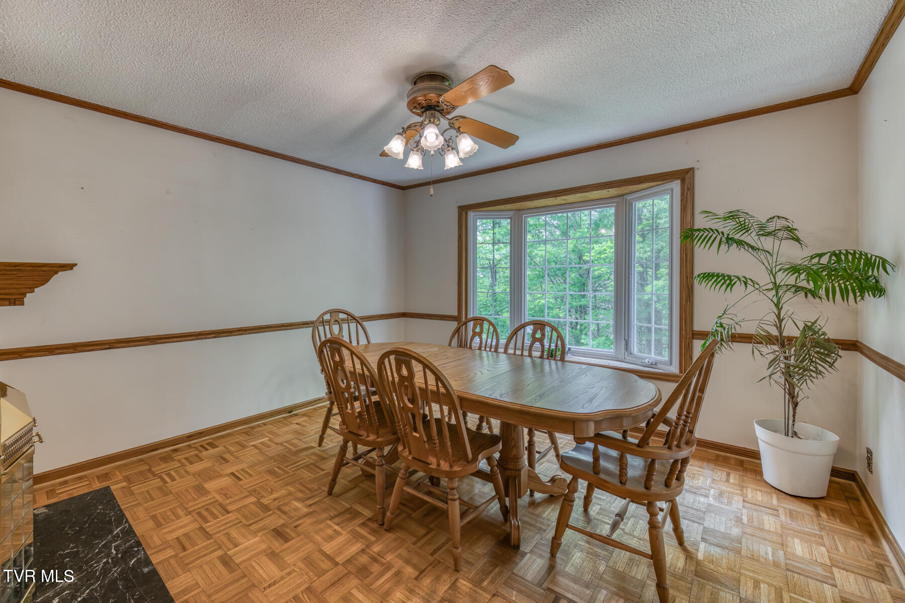 390 East Hillcrest Drive