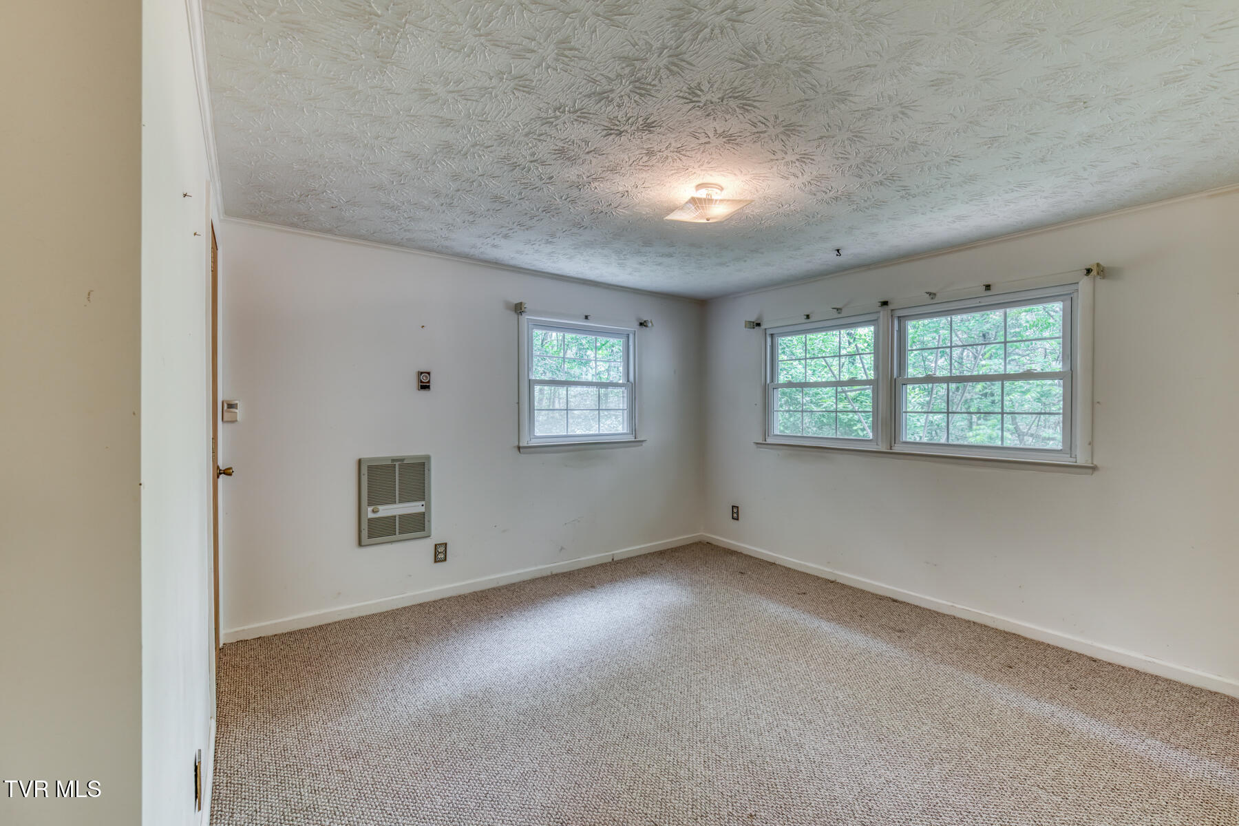 390 East Hillcrest Drive