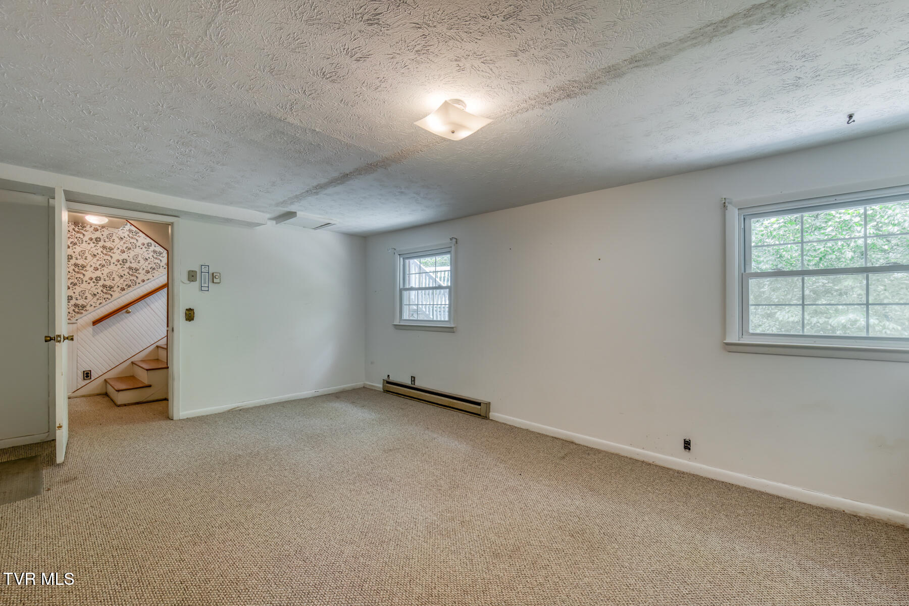 390 East Hillcrest Drive