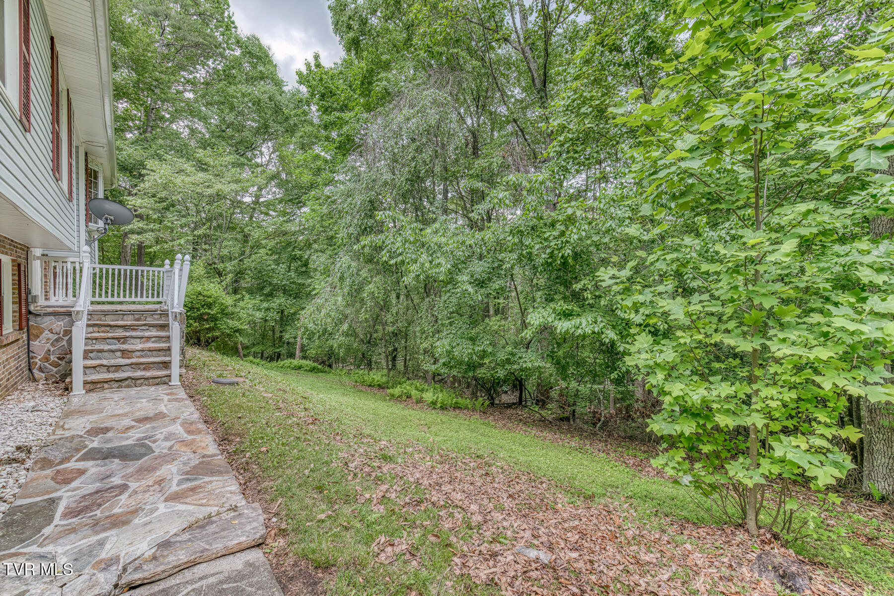 390 East Hillcrest Drive