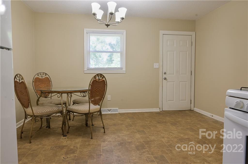 19319 Smithville Lane