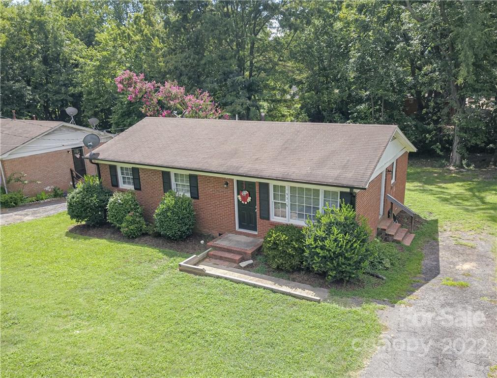 19319 Smithville Lane