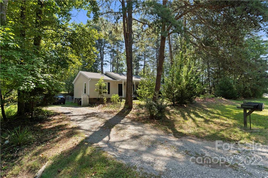 106 Brookridge Lane