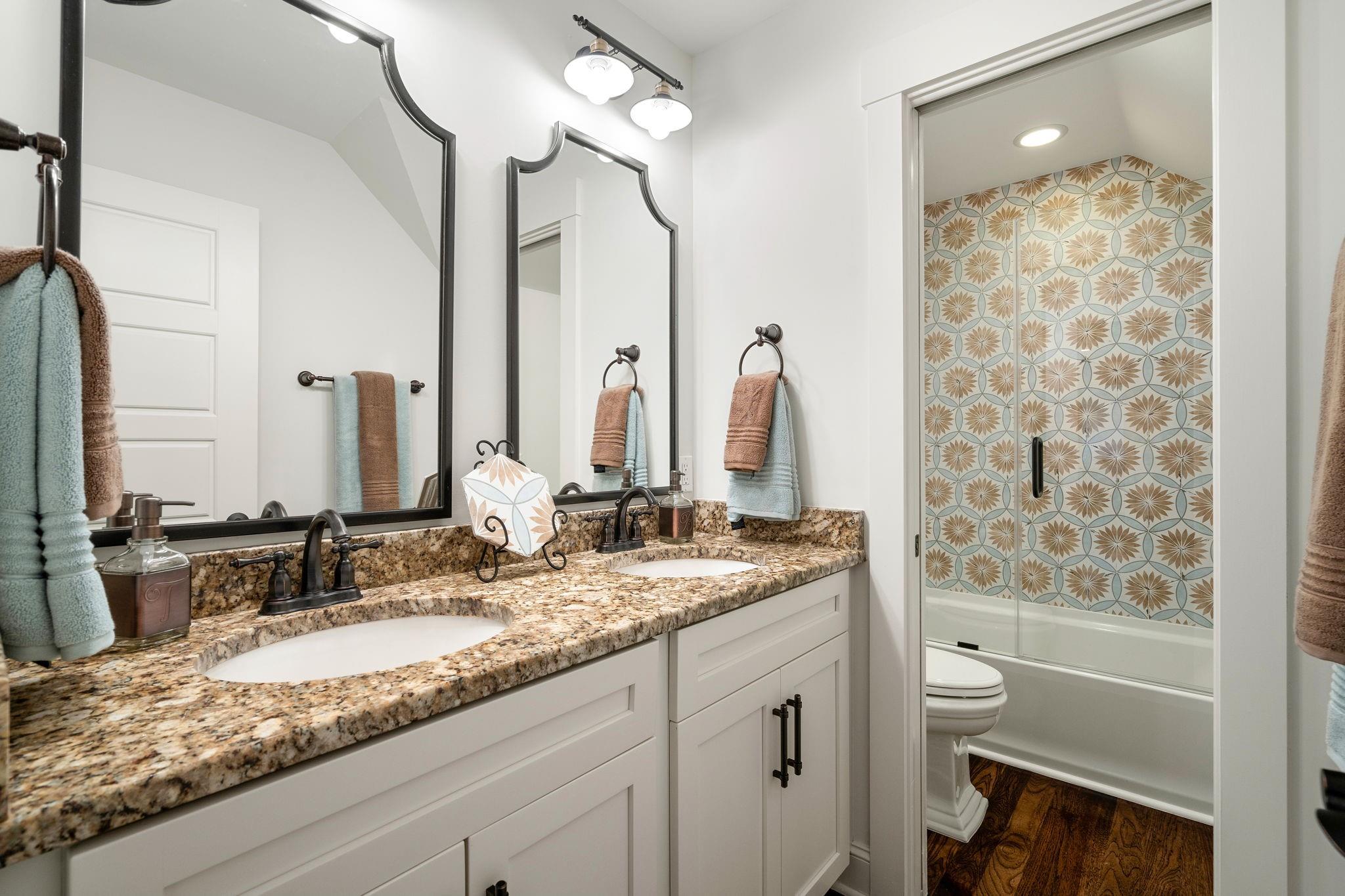 117 Yellow Jacket Circle