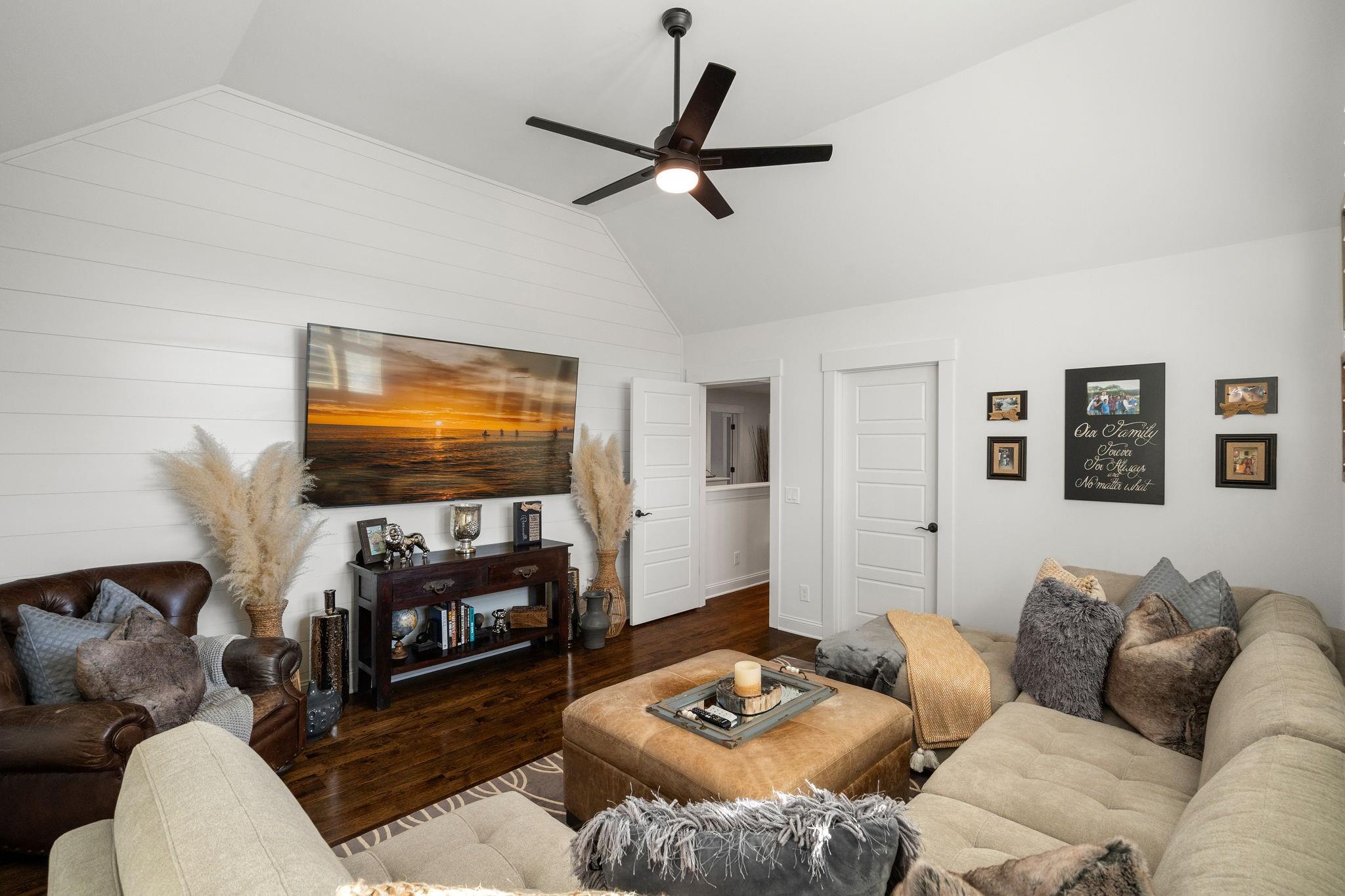 117 Yellow Jacket Circle