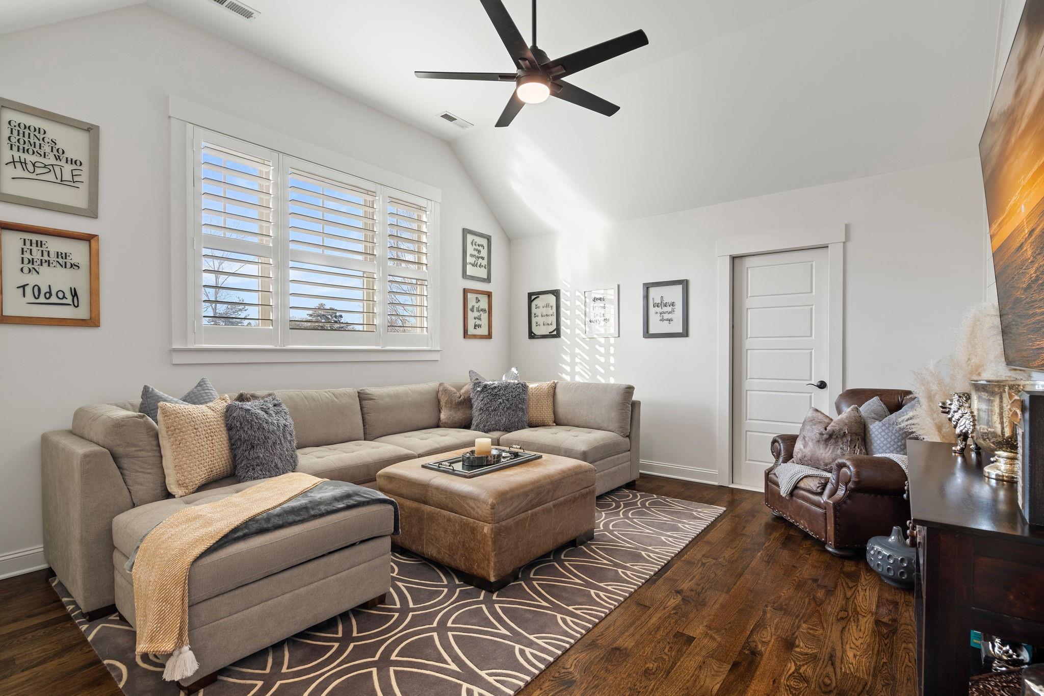 117 Yellow Jacket Circle