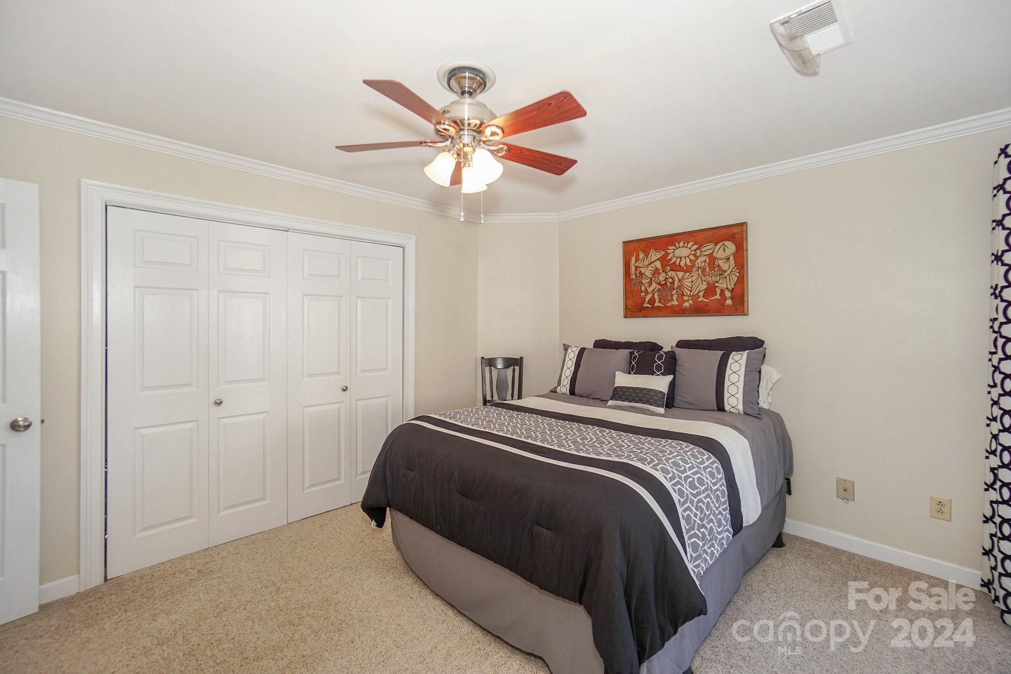 18817 Vineyard Point Lane