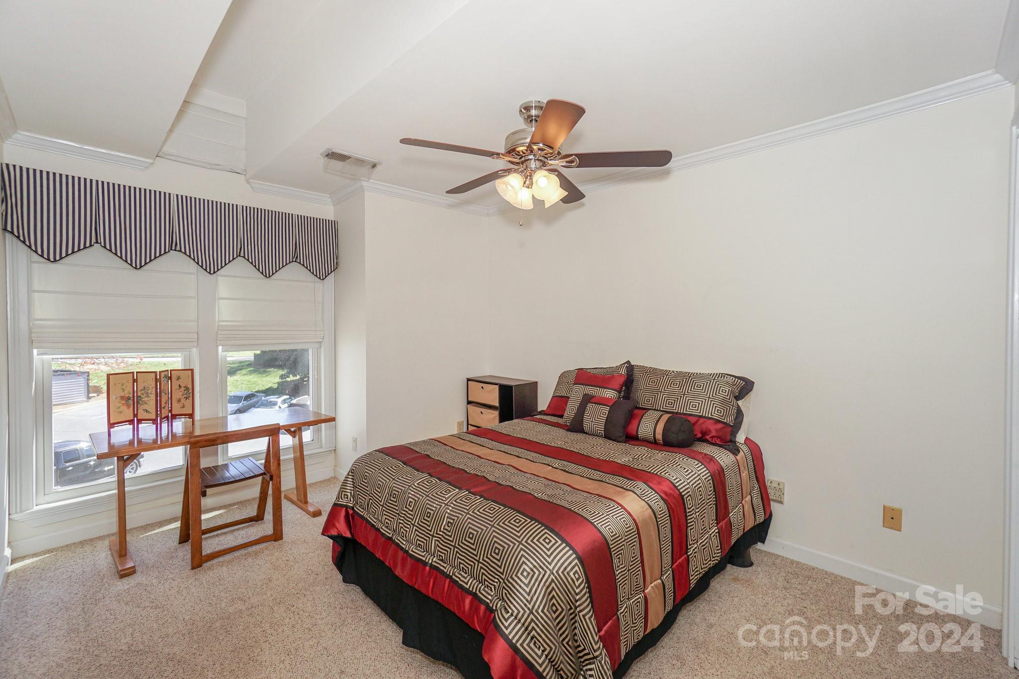 18817 Vineyard Point Lane