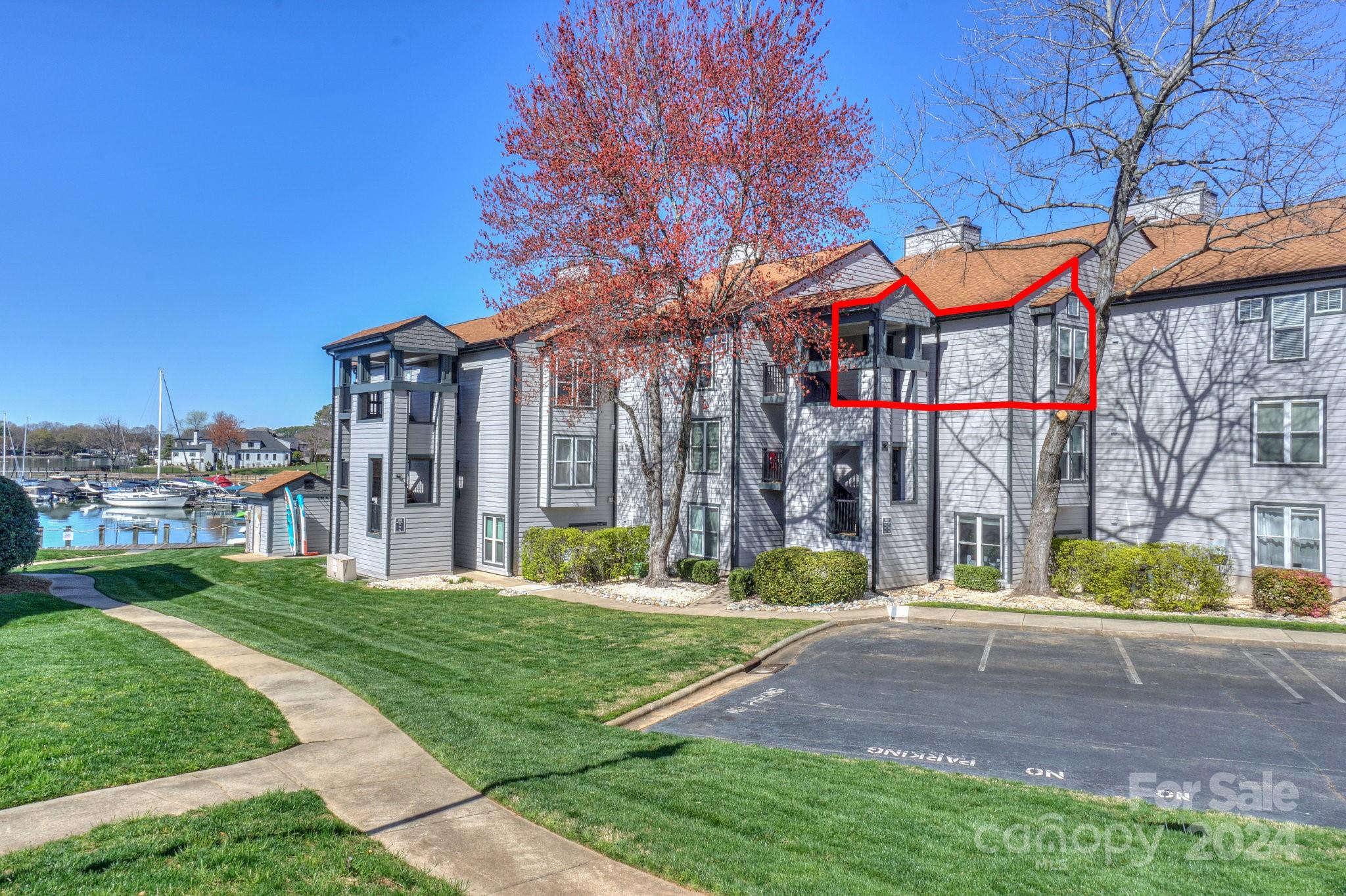 18817 Vineyard Point Lane