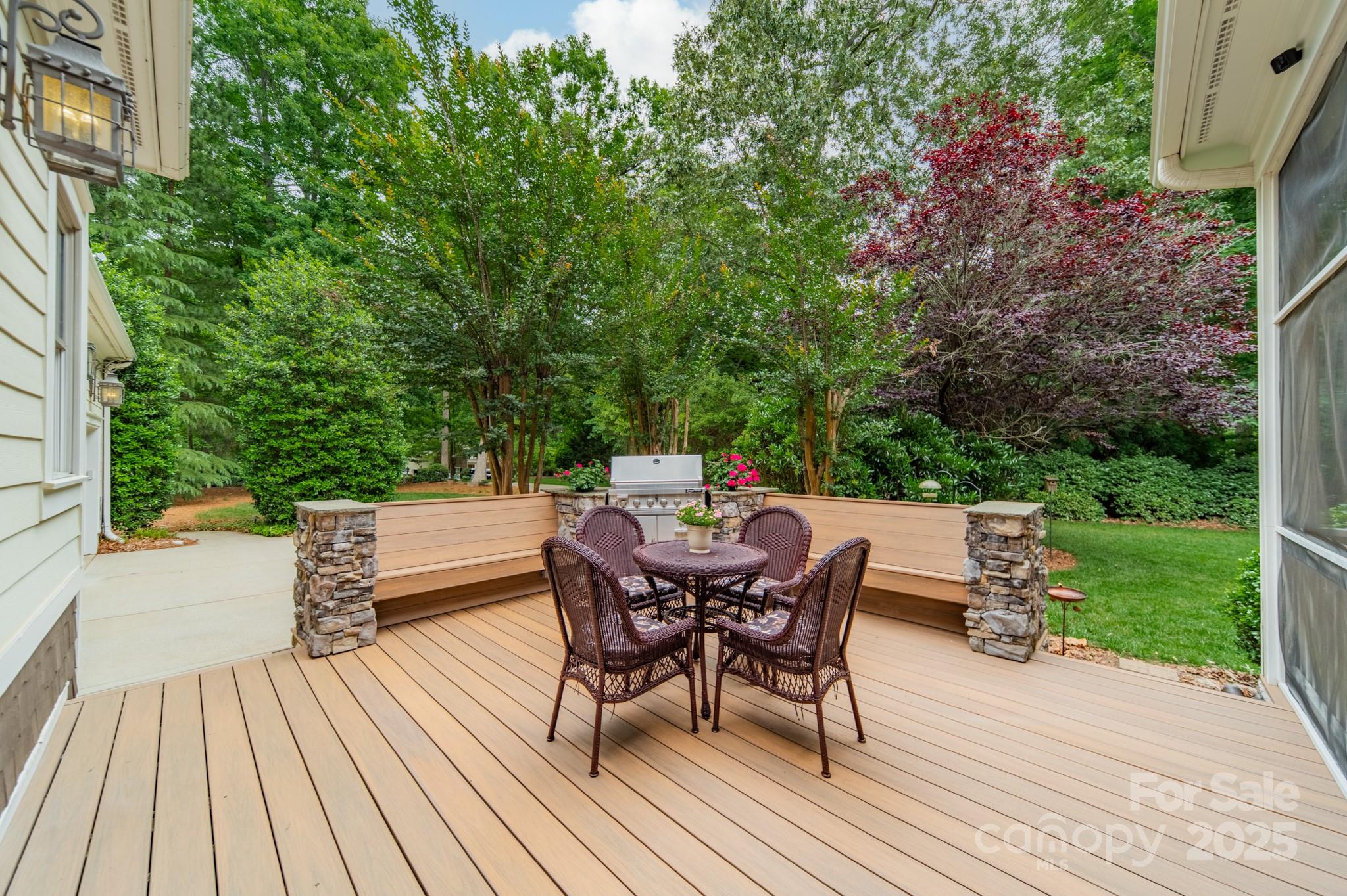 157 Dedham Loop