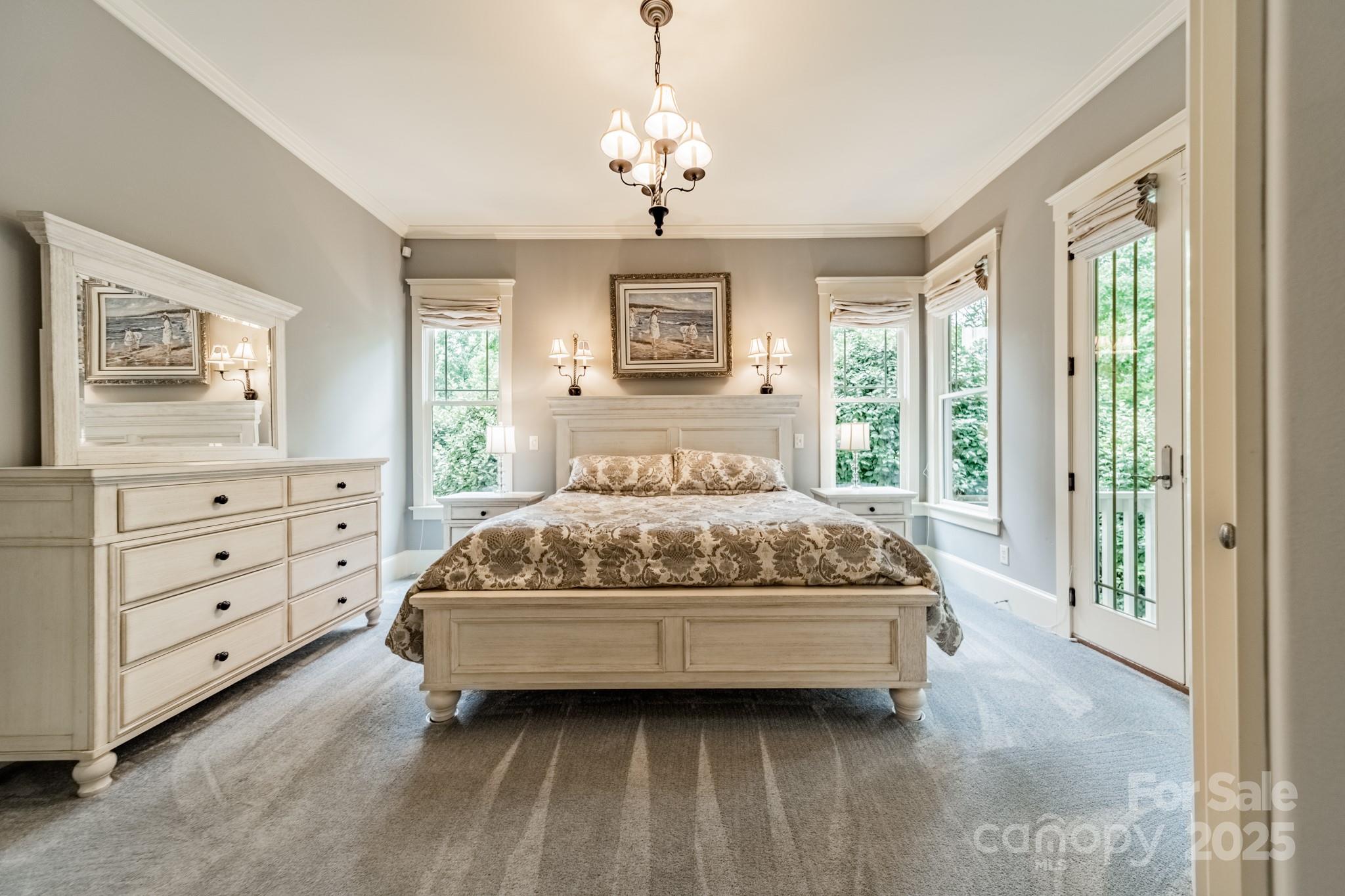 157 Dedham Loop