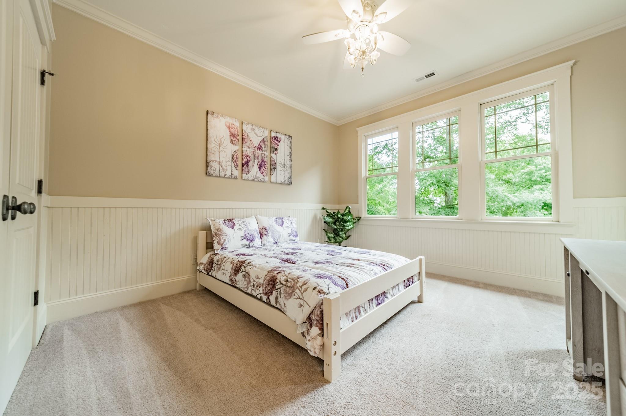 157 Dedham Loop