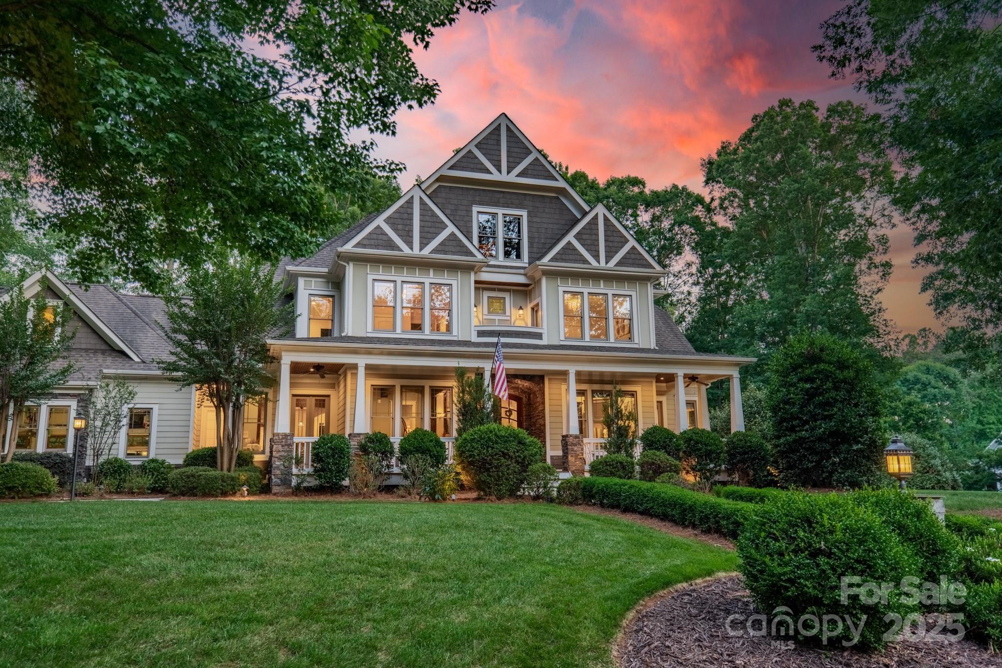 157 Dedham Loop