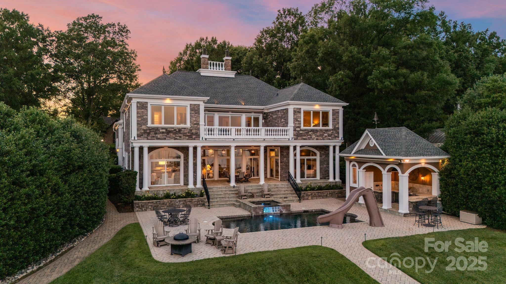 123 Sailview Road