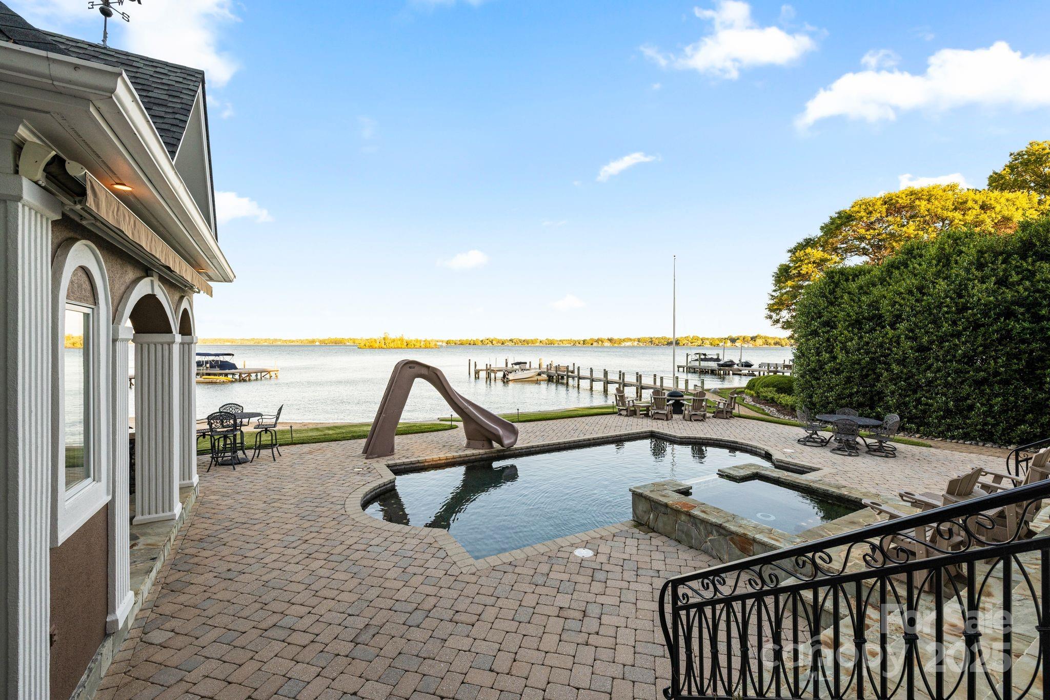 123 Sailview Road