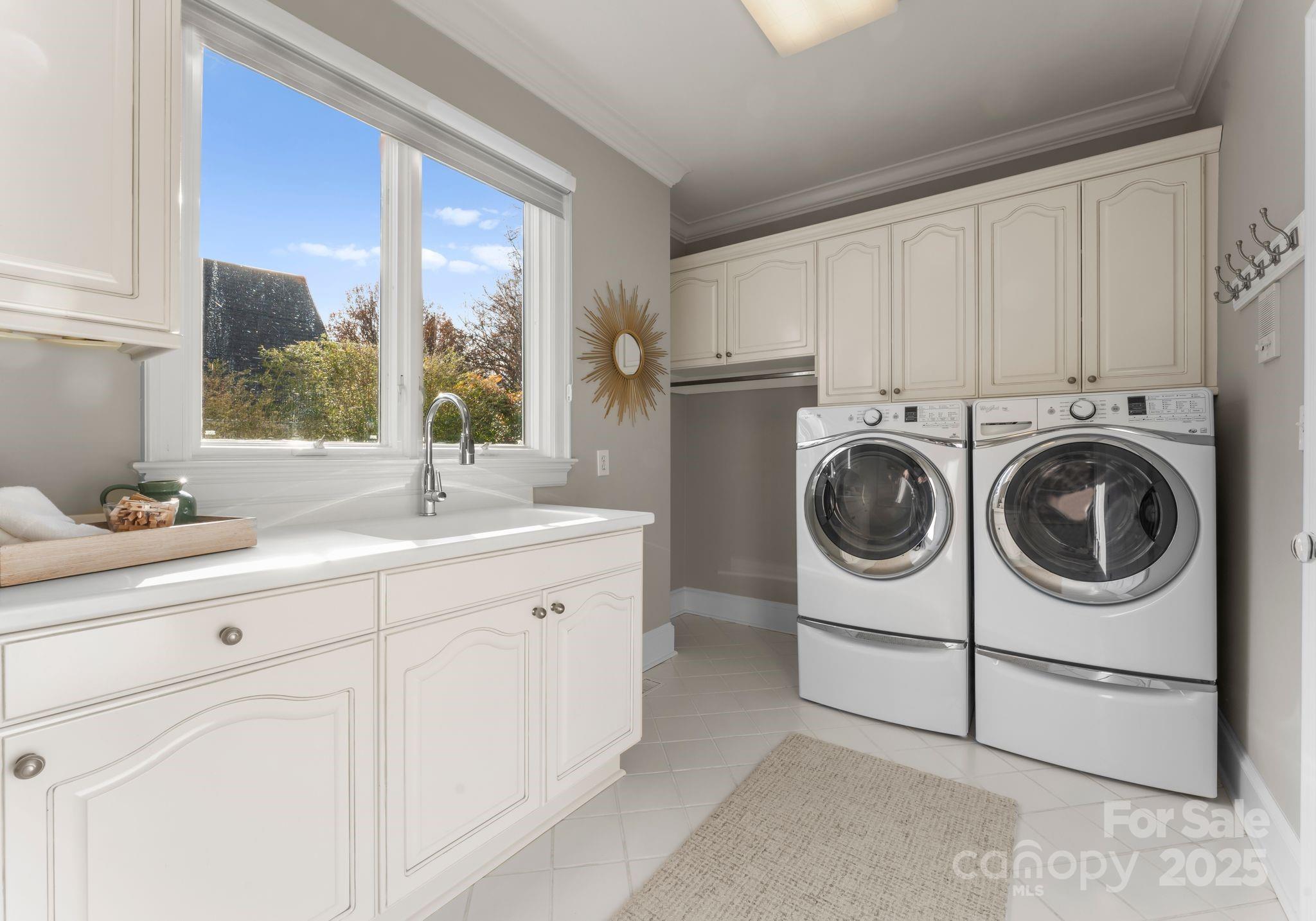 123 Sailview Road