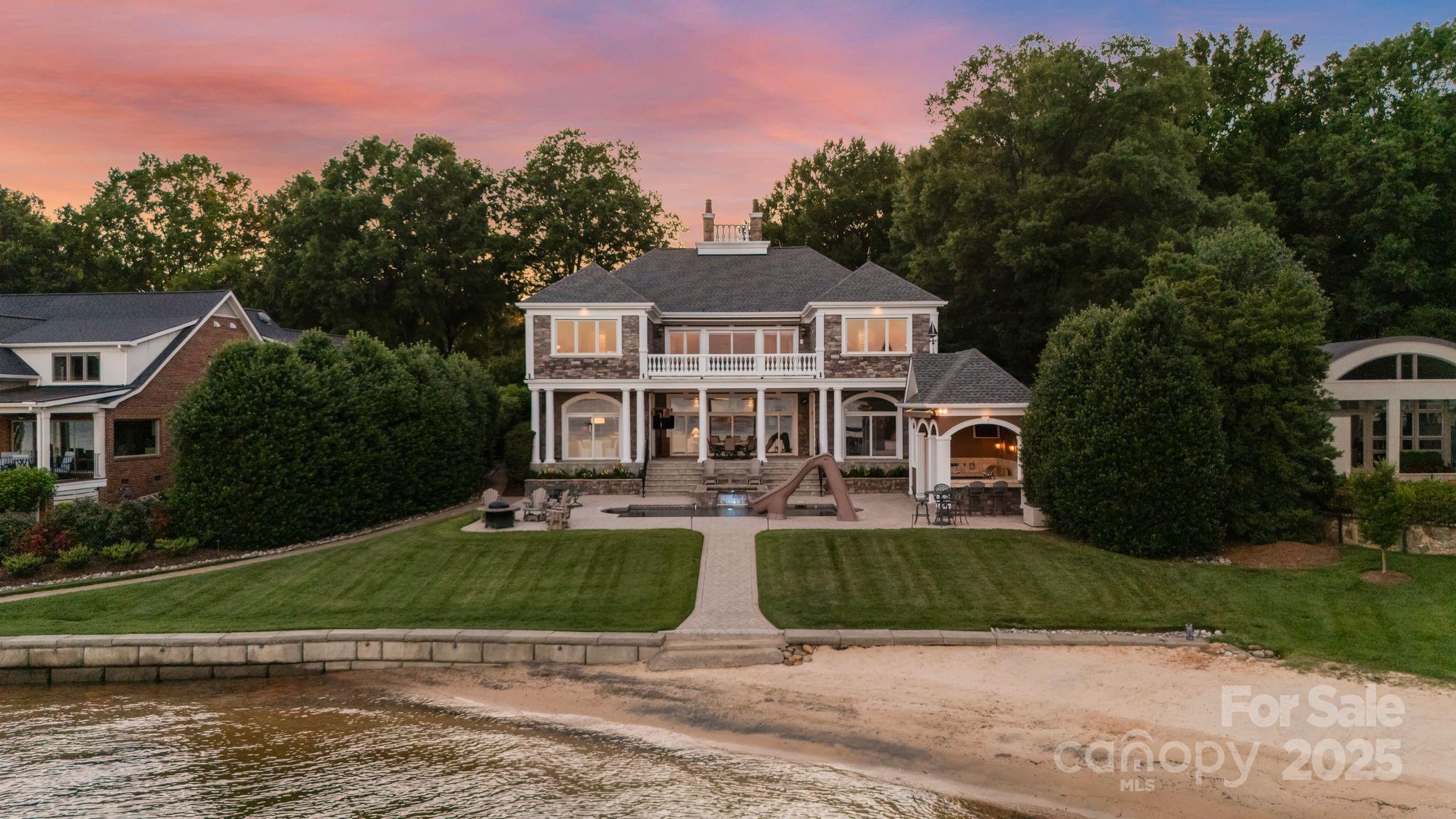 123 Sailview Road