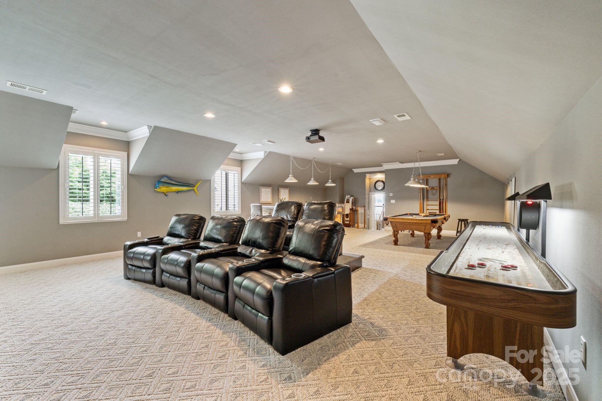 123 Sailview Road