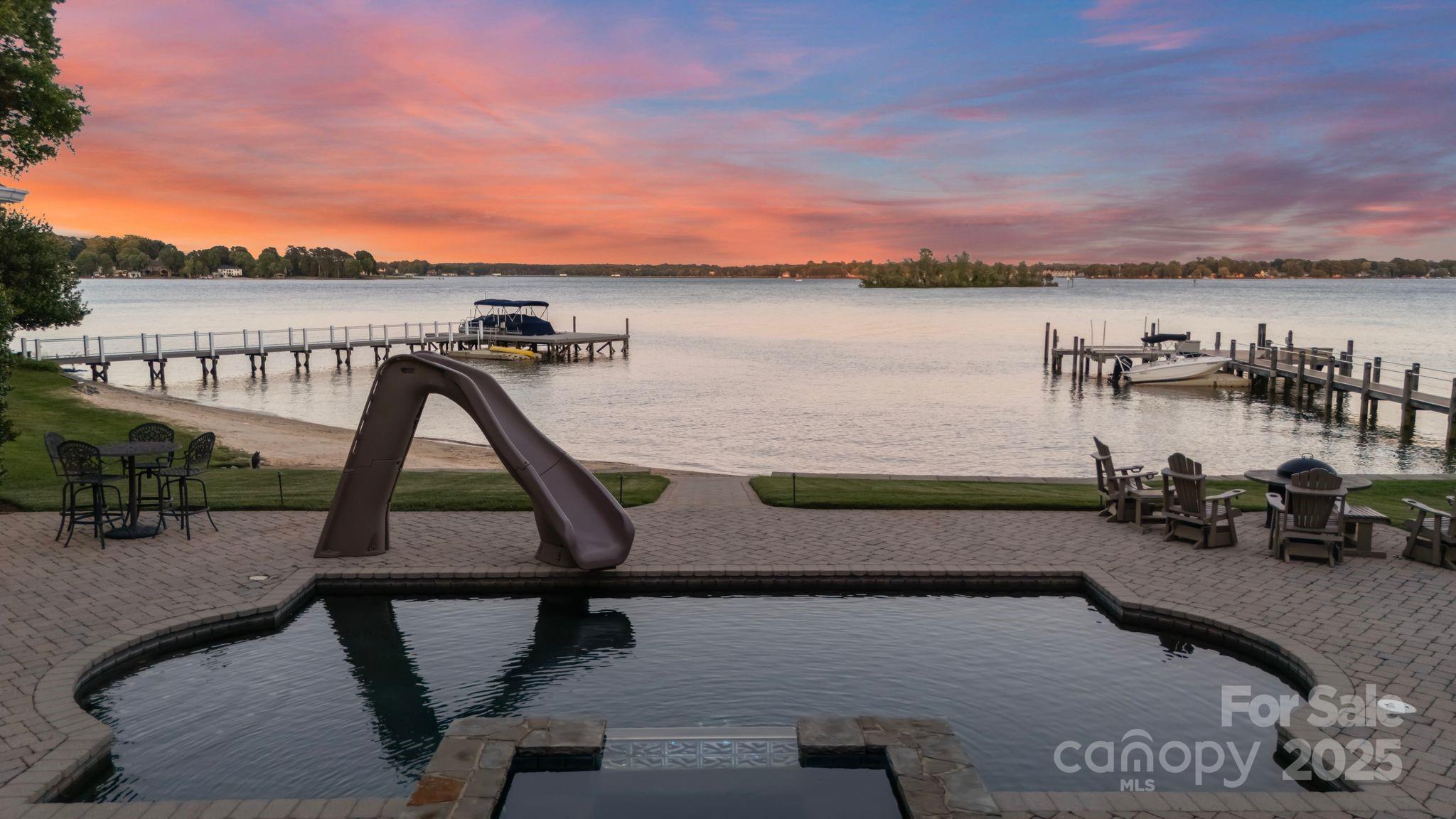 123 Sailview Road