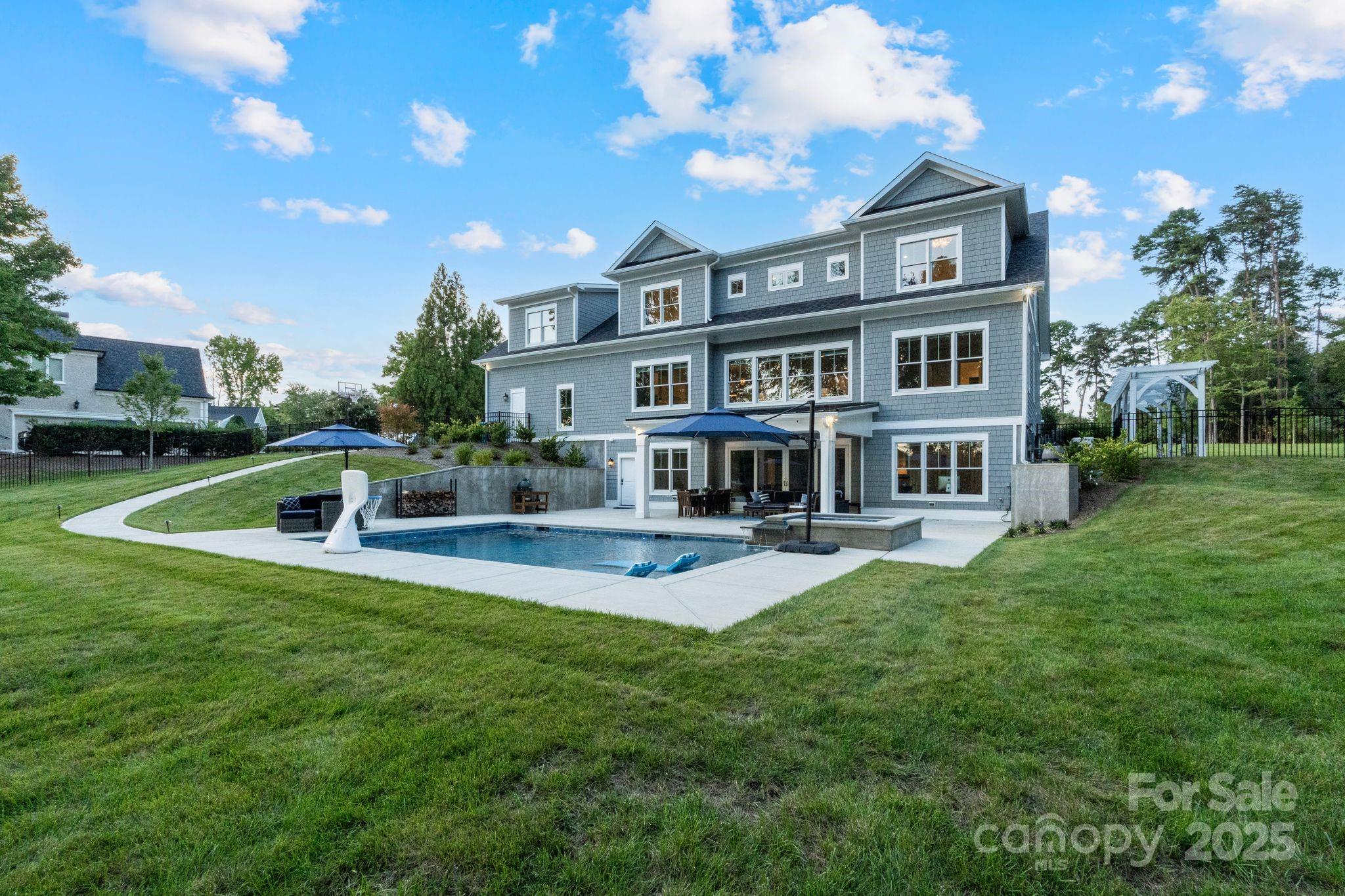 111 Kent Court