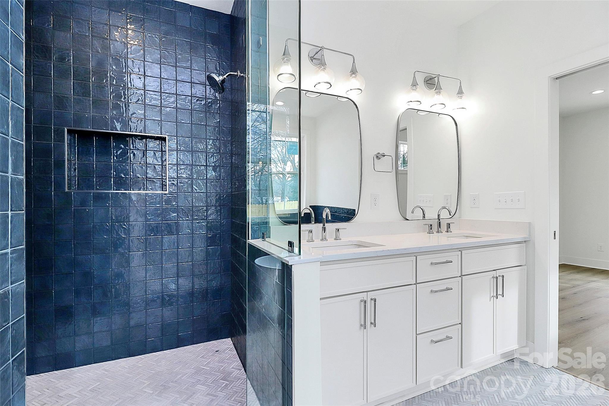 127 Hazelton Loop