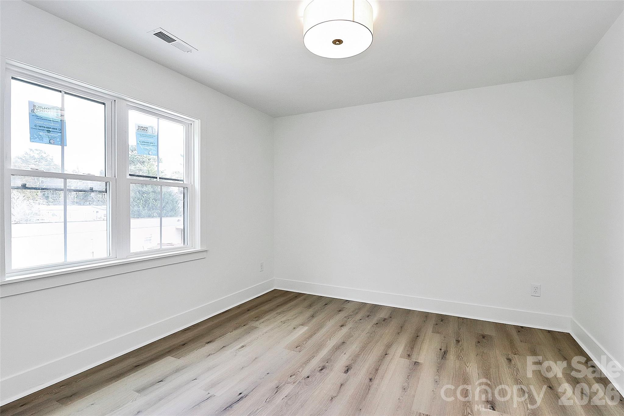 127 Hazelton Loop